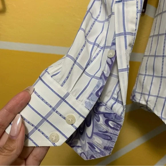 Robert Graham White & Blue Striped Button Up Long Sleeve Size Large (42 16 1/2) - Picture 7 of 12